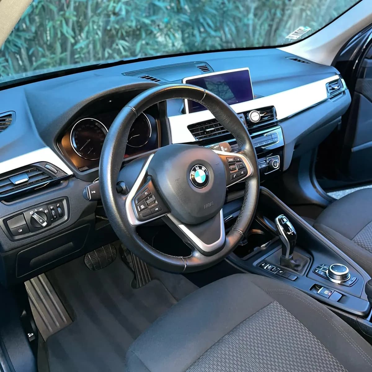 BMW X1 : nettoyage intérieur par Lustr'Auto 31