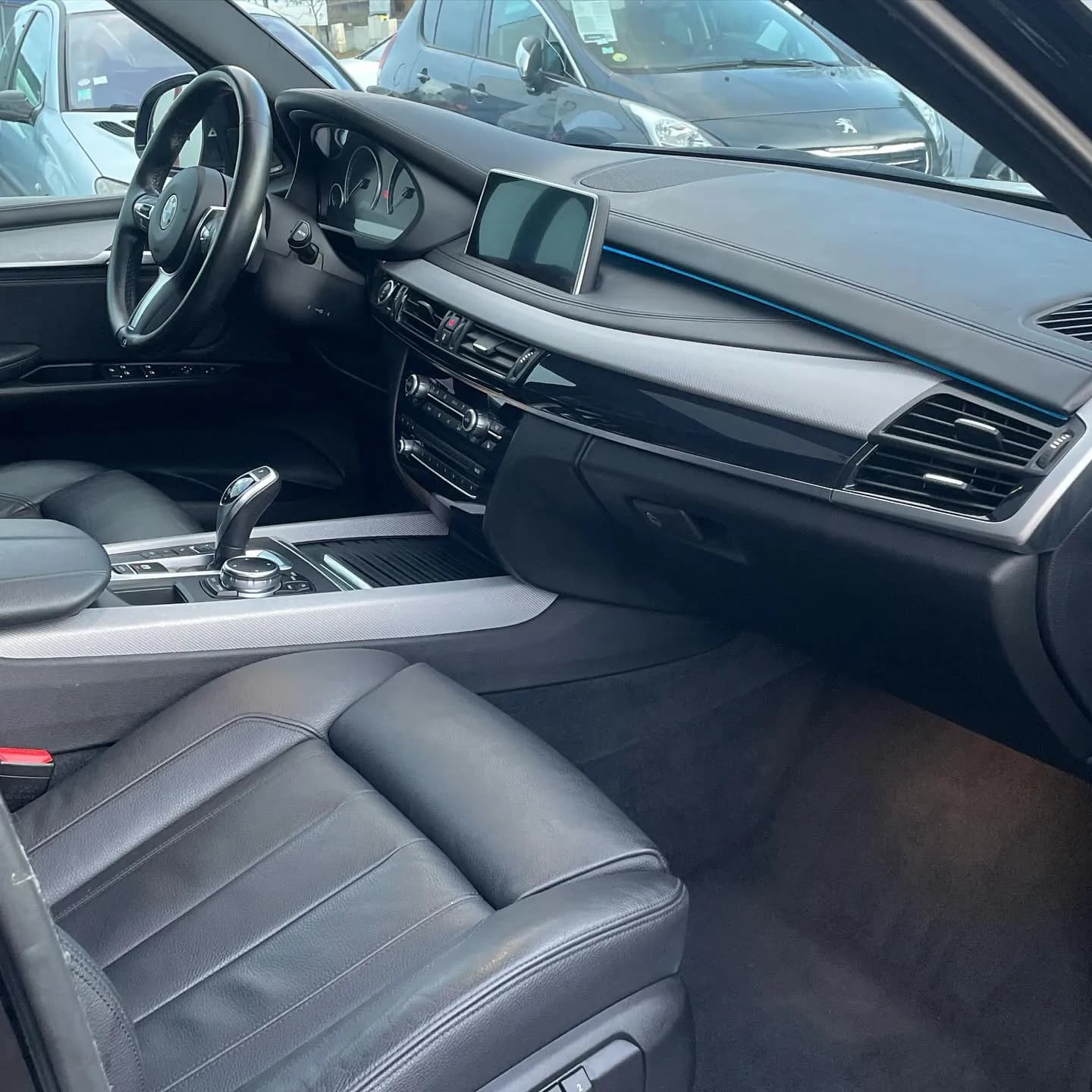 BMW X5 M50d, nettoyage intérieur : photo 5 sur 6