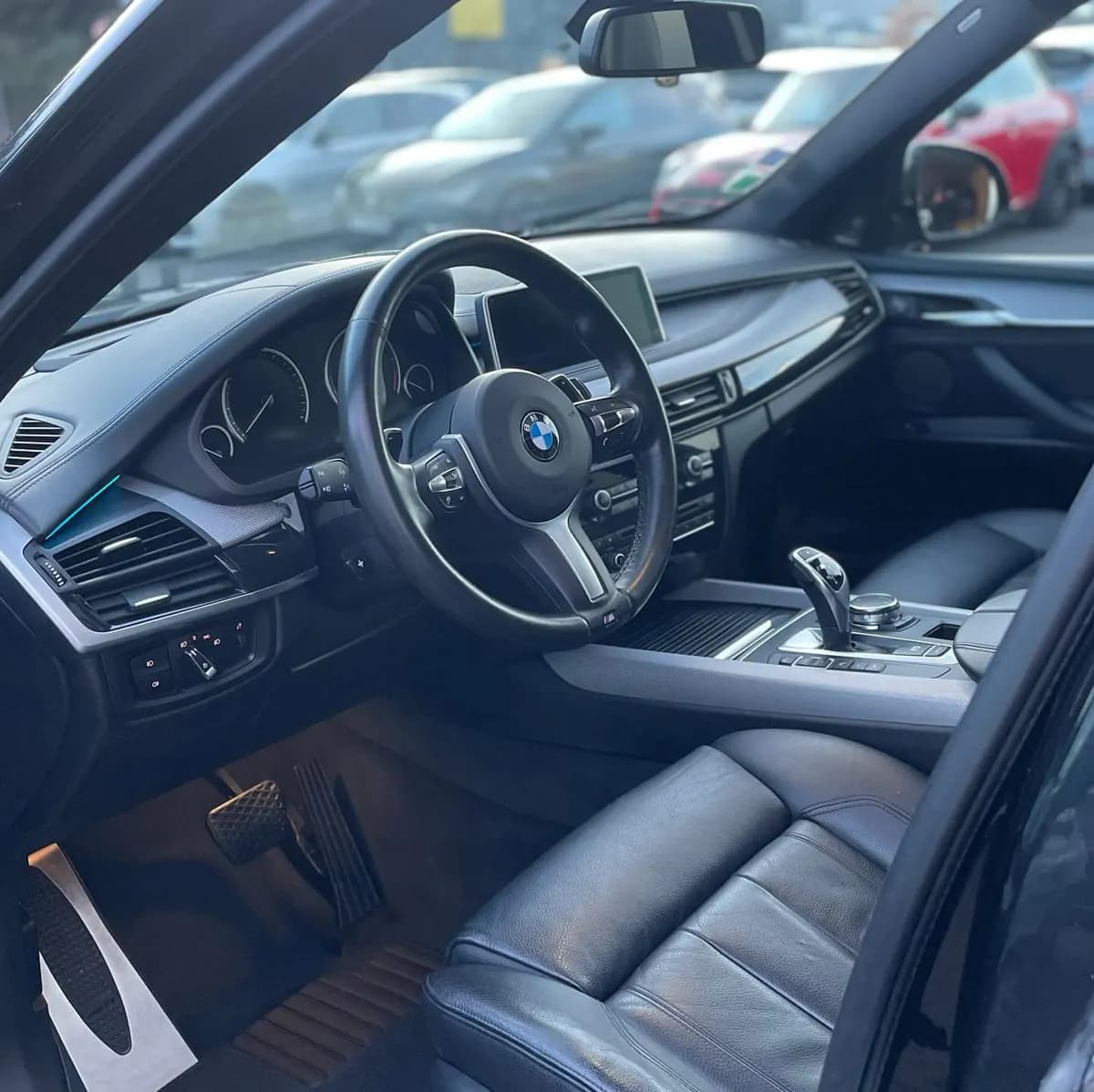 BMW X5 M50d : nettoyage intérieur par Lustr'Auto 31