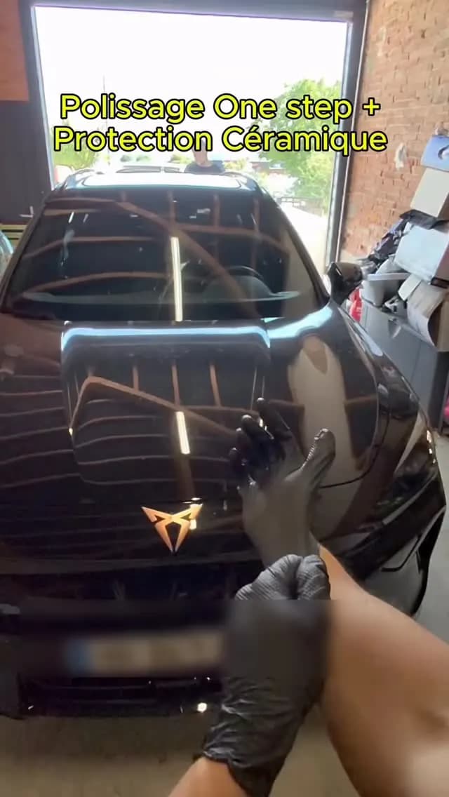 Carrosserie noire : One Step et céramique : protection céramique par Lustr'Auto 31