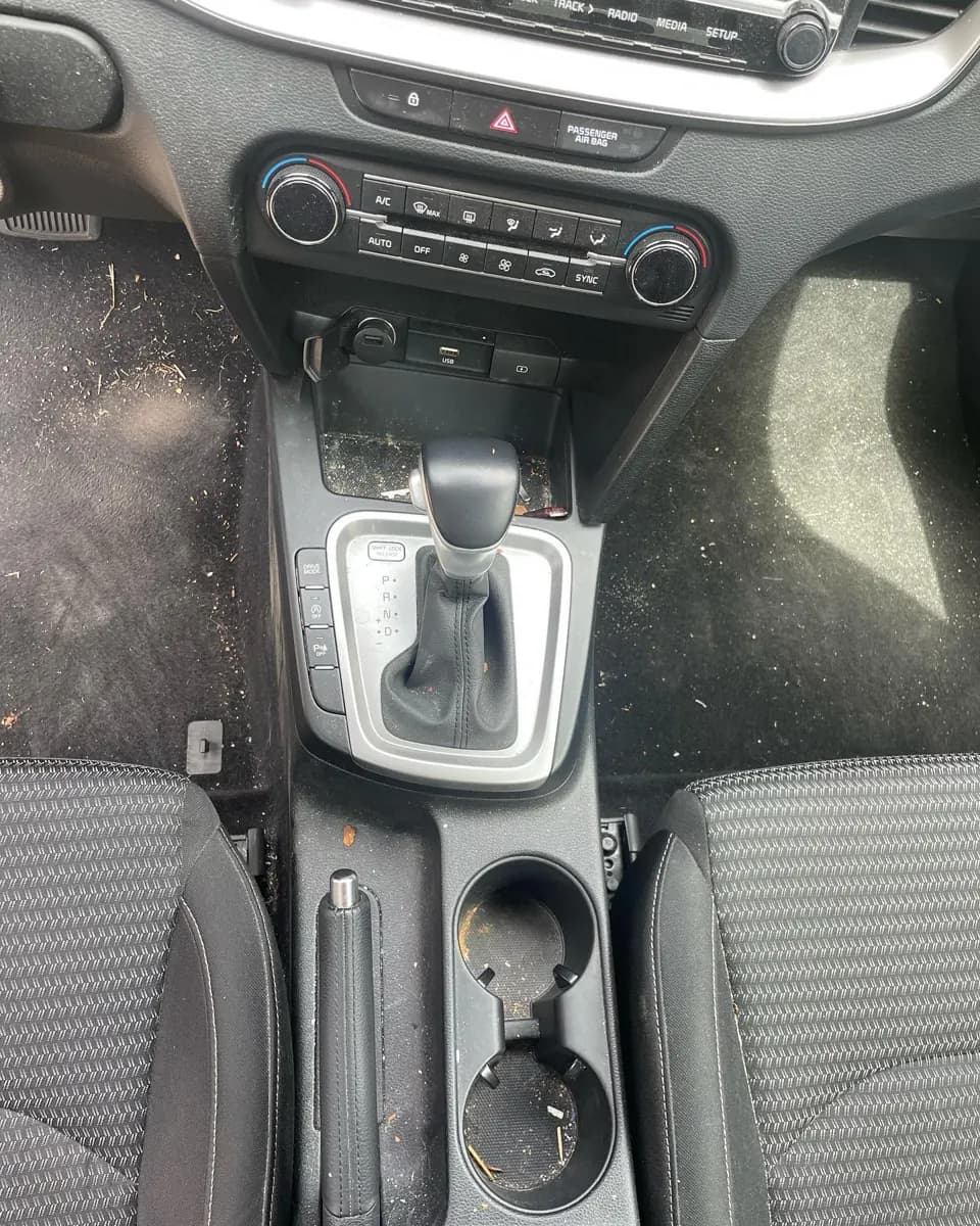 Kia XCeed : nettoyage intérieur par Lustr'Auto 31