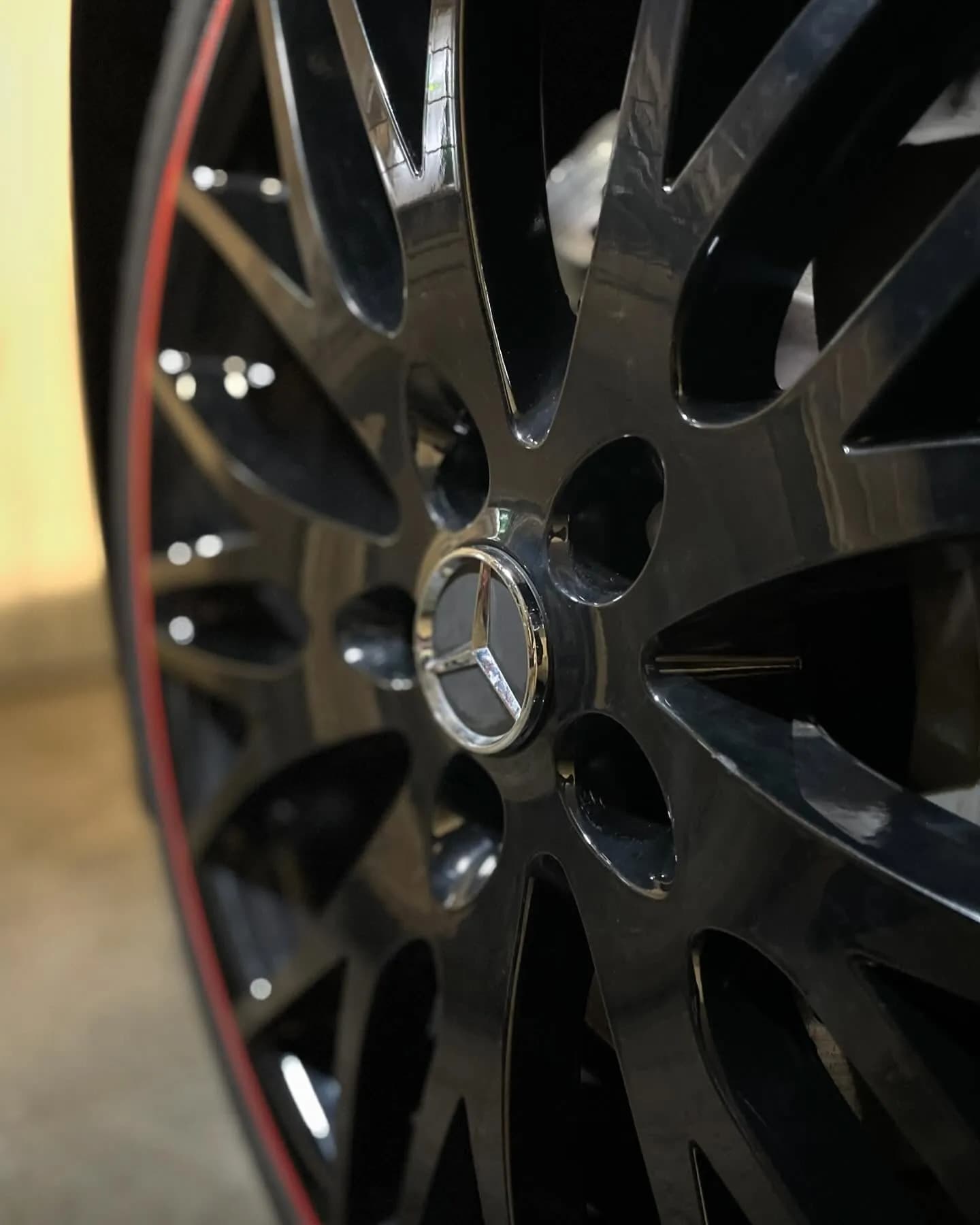 Mercedes C63 AMG, nettoyage complet : photo 5 sur 10