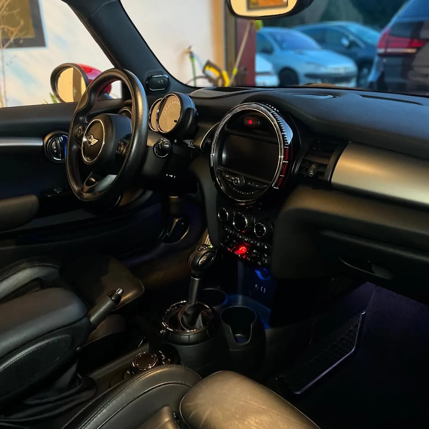 Mini Cooper JCW, nettoyage complet : photo 1 sur 8