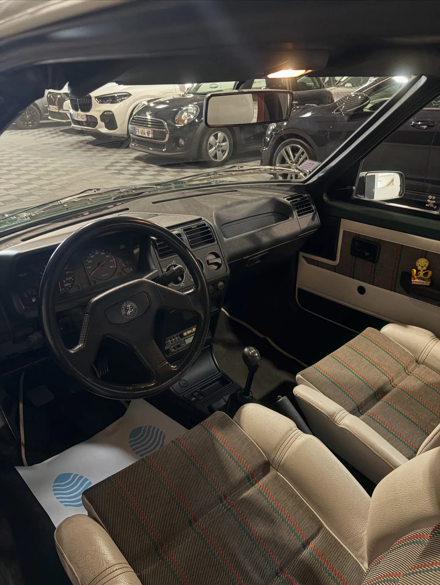 Peugeot 205 Cabriolet Roland Garros, nettoyage complet : photo 5 sur 6