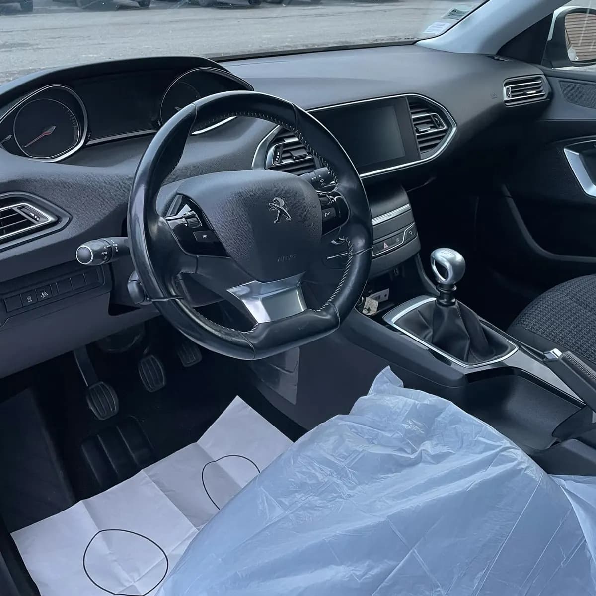 Peugeot 308 : photo 2