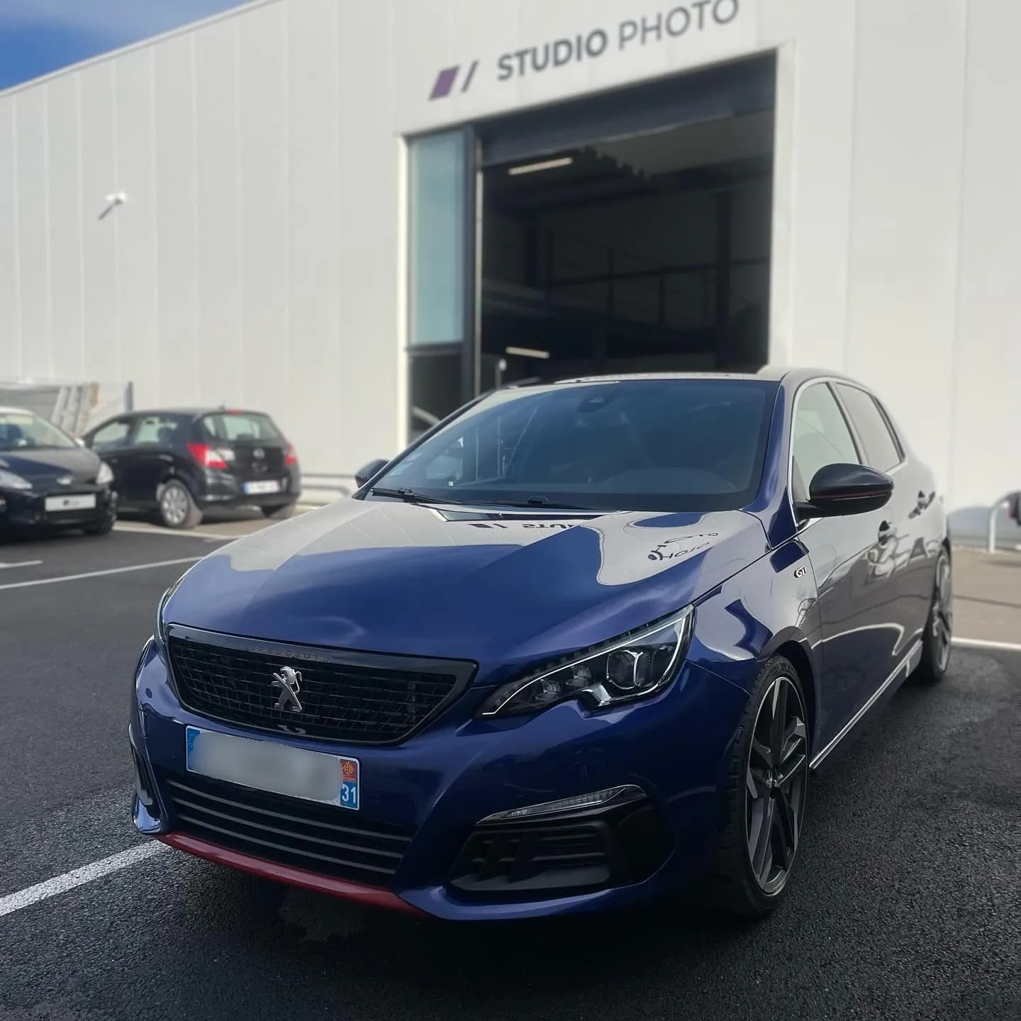 Peugeot 308 GTI, nettoyage complet : photo 2 sur 5
