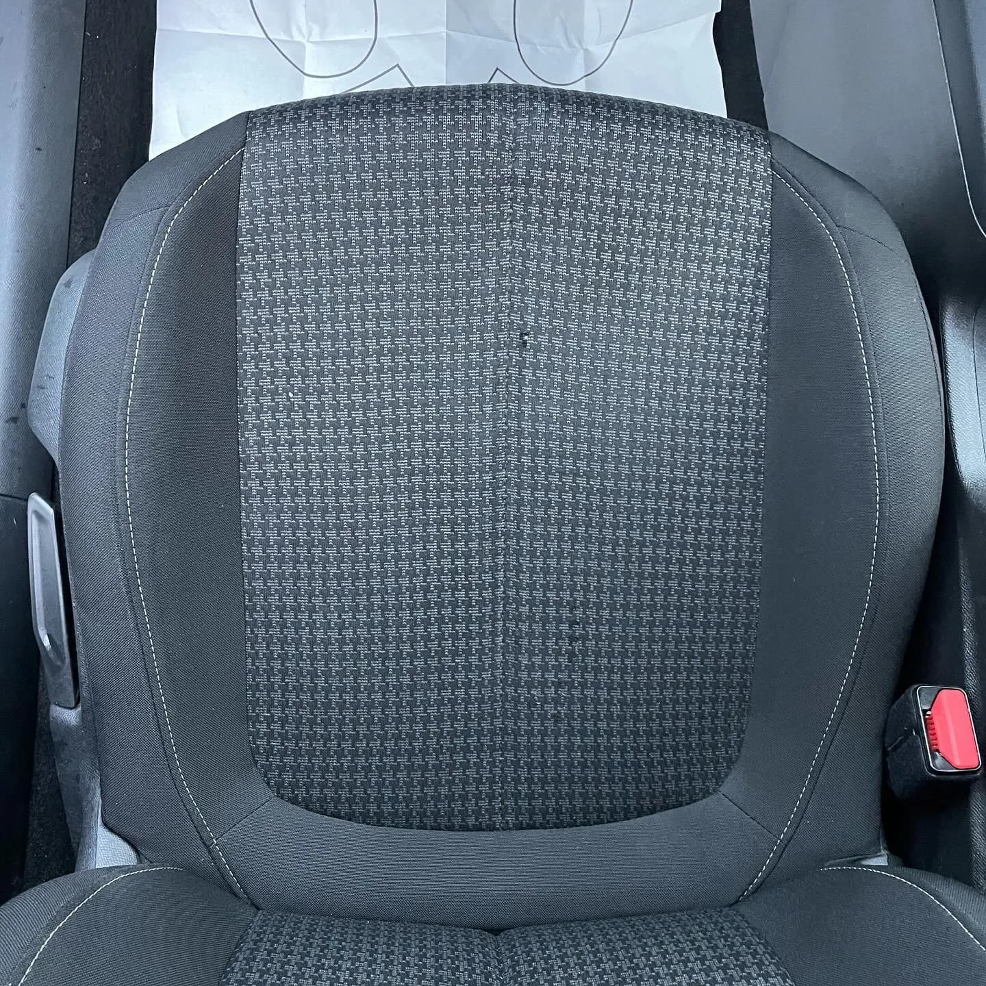 Peugeot 308 SW, nettoyage intérieur : photo 6 sur 6