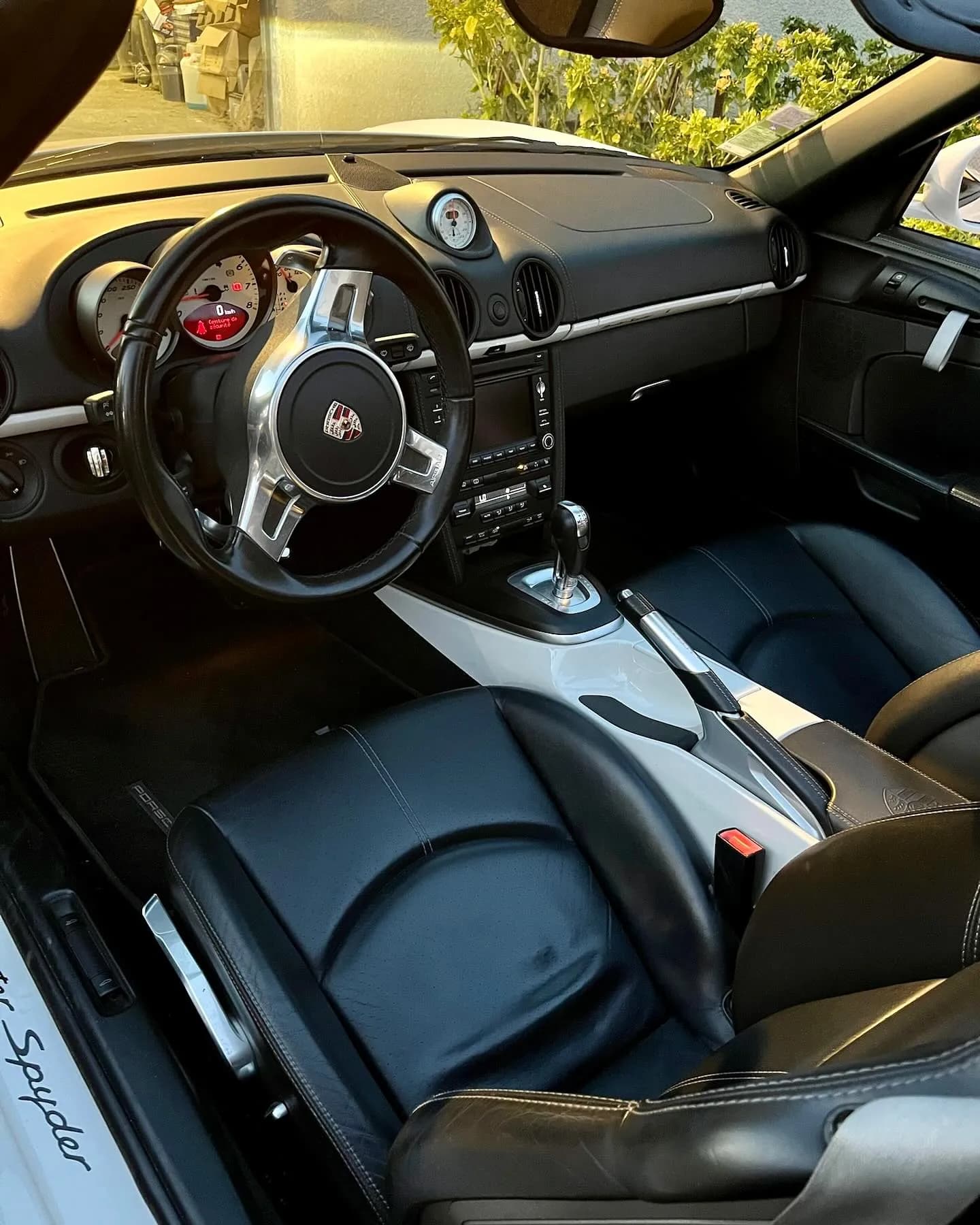 Porsche Boxster Spyder, nettoyage complet : photo 3 sur 3