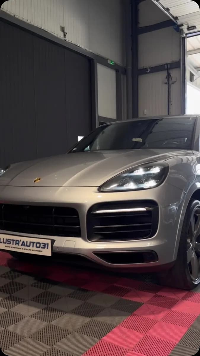 Porsche Cayenne : nettoyage complet par Lustr'Auto 31