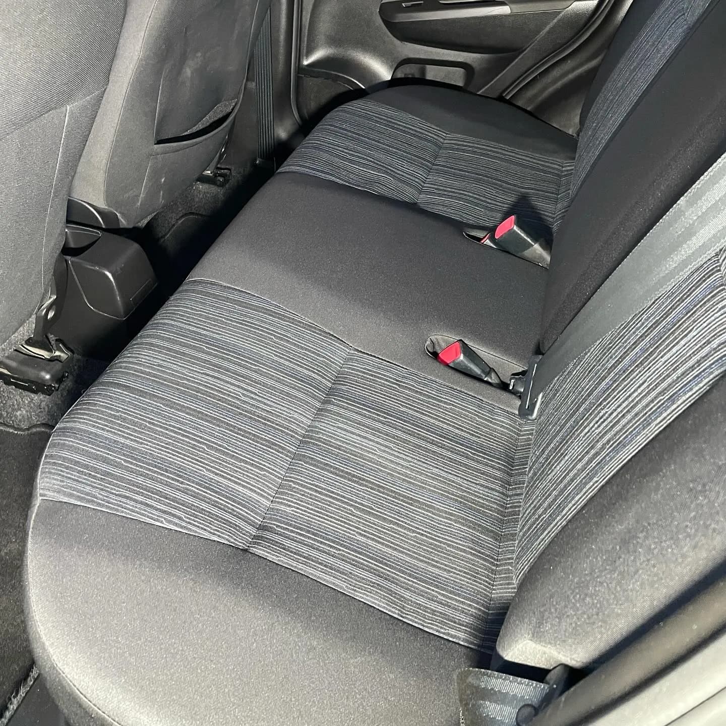 Suzuki Swift, nettoyage intérieur : photo 2 sur 3
