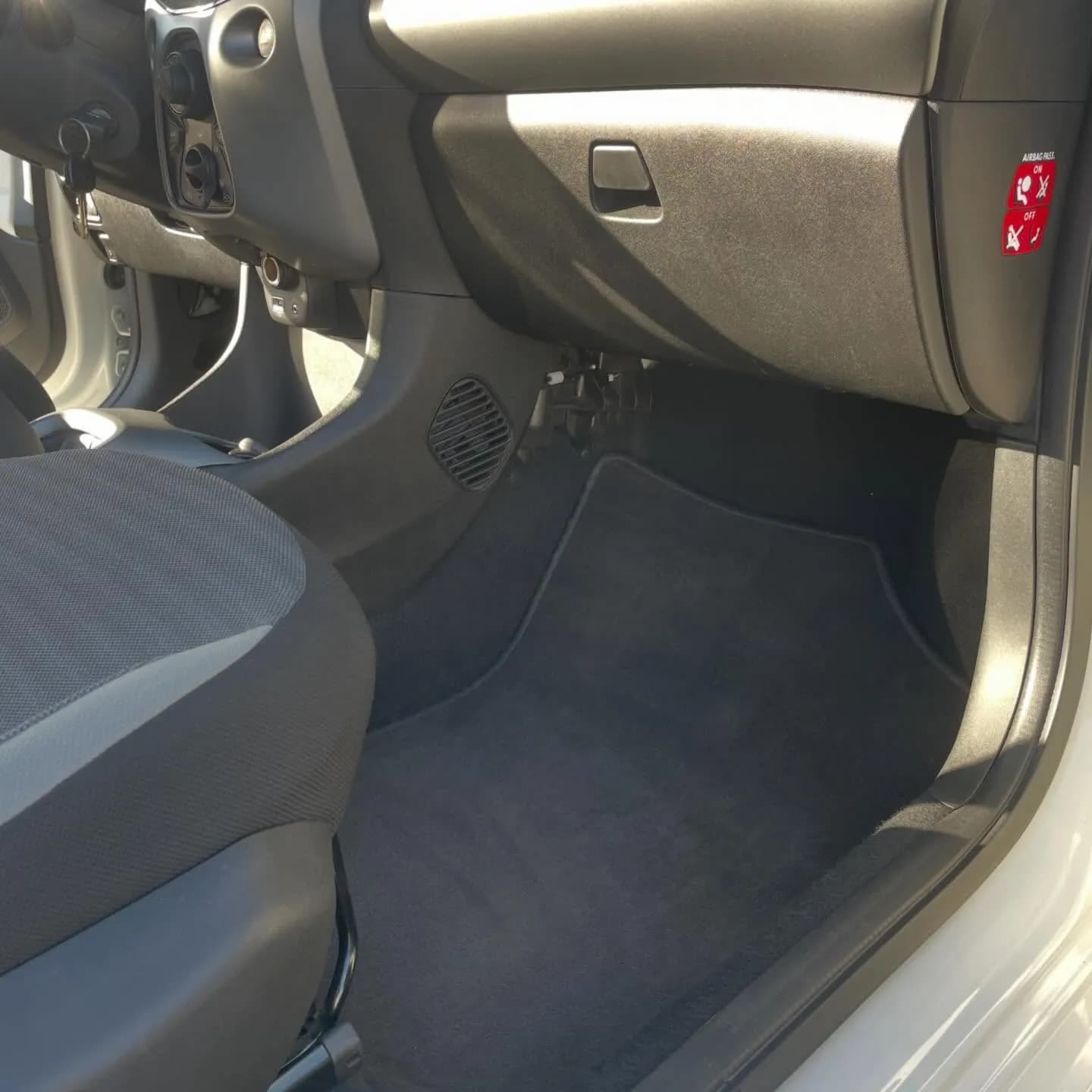 Toyota Aygo, nettoyage intérieur : photo 2 sur 2