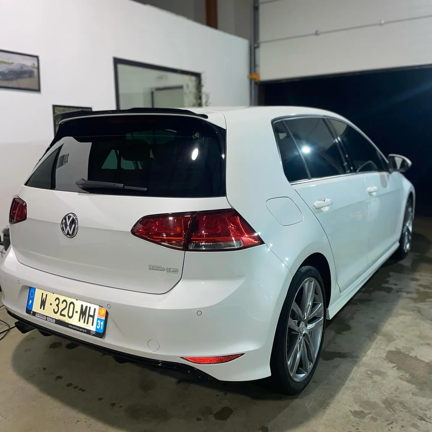Volkswagen Golf 7 R-Line, nettoyage complet : photo 2 sur 4