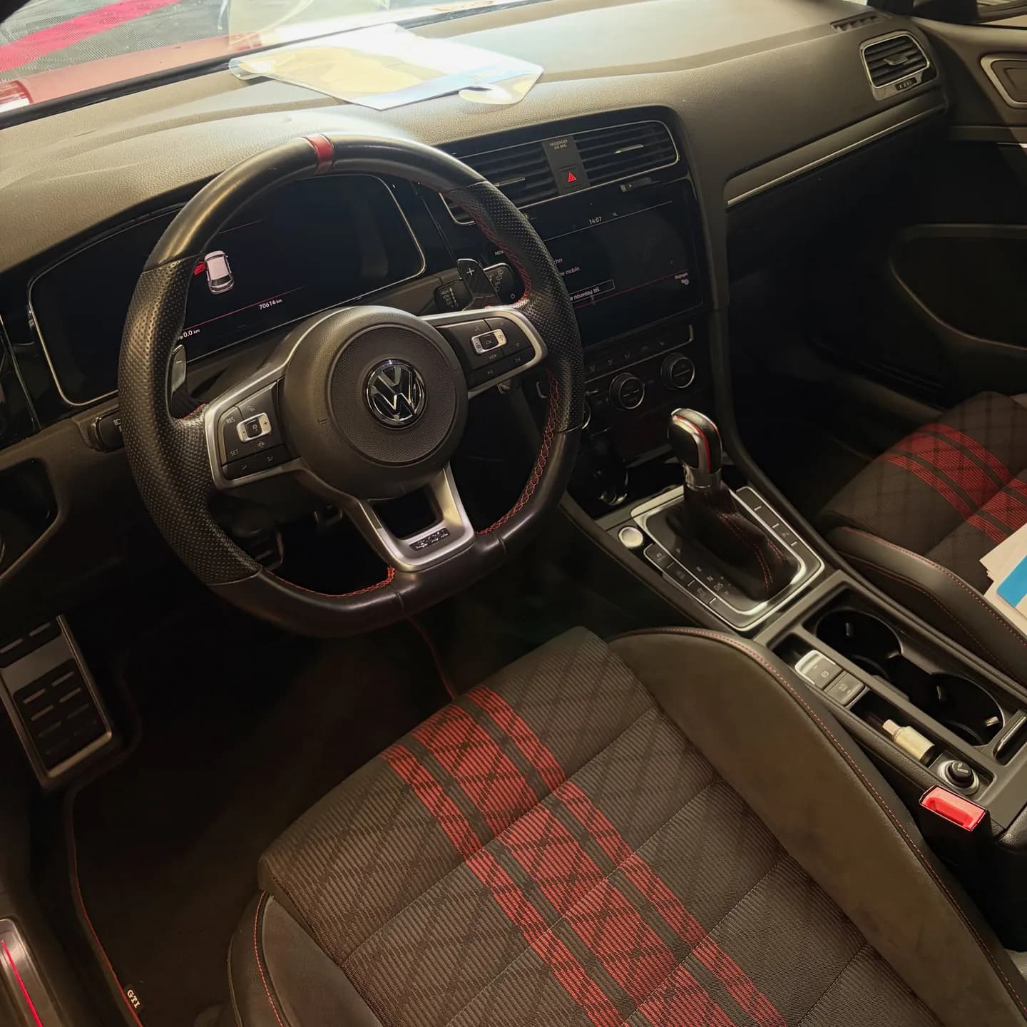 Volkswagen Golf GTI TCR, nettoyage complet : photo 2 sur 3