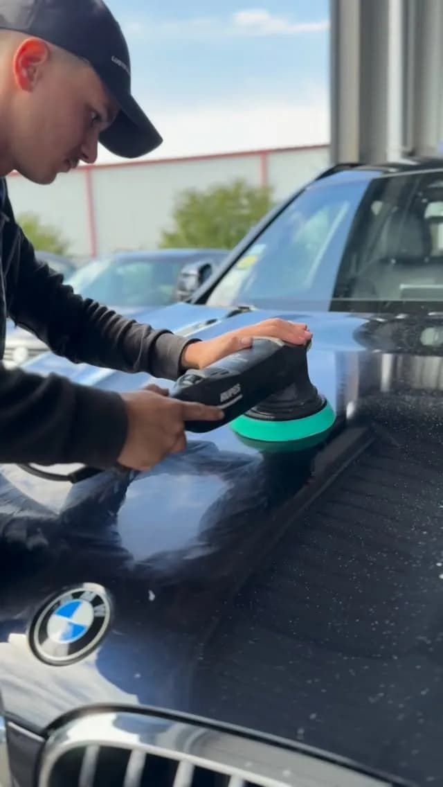 BMW X3 : polissage et lustrage