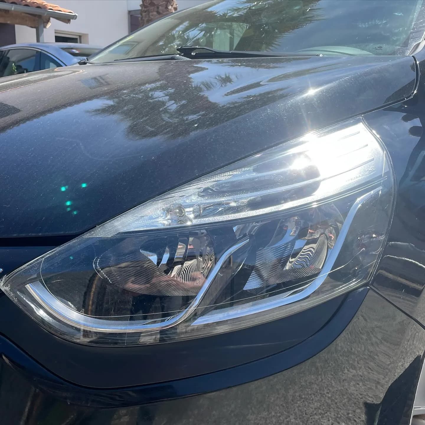 Renault Clio, rénovation des optiques : photo 1 sur 2